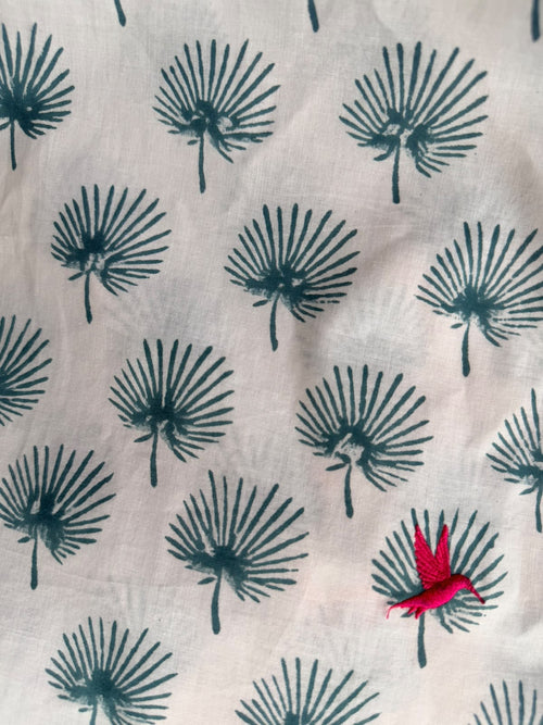 Finger Lady Palm Shirt